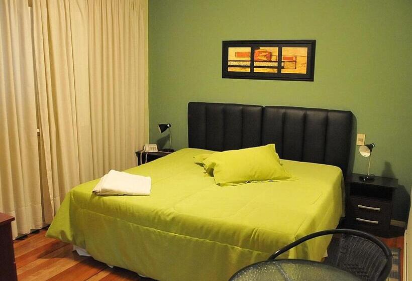 اتاق استاندارد سه نفره, Uruguay Brasil