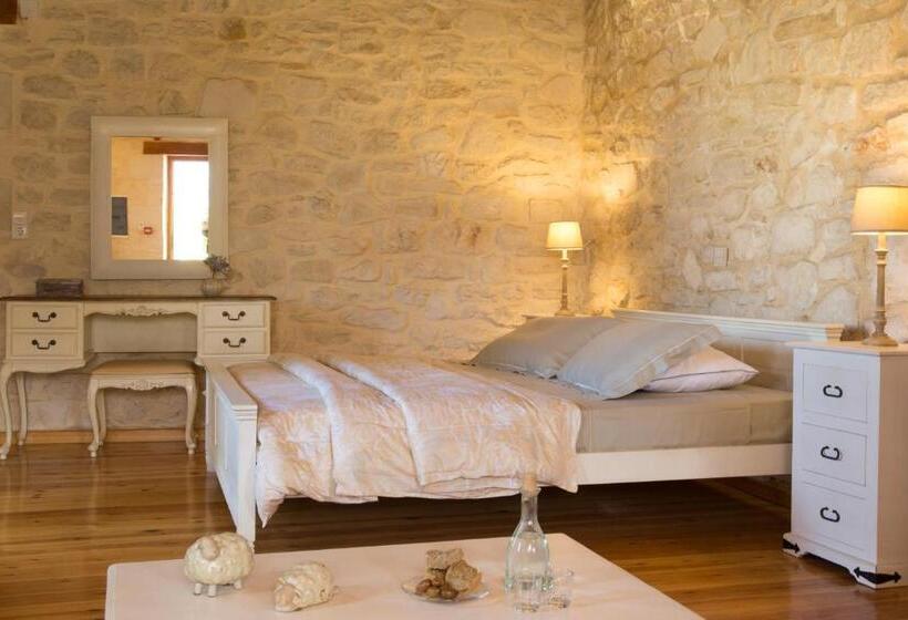 Полулюкс, Arcus Suites