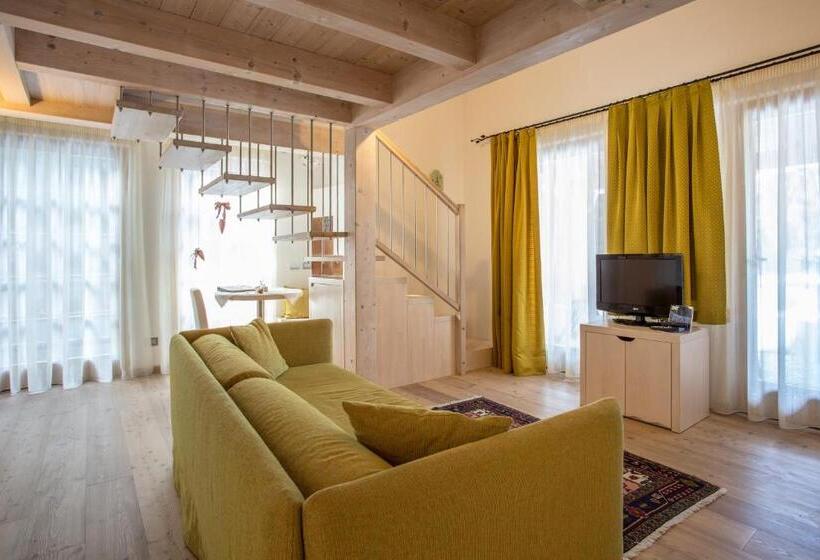 스위트, Castelir Suite