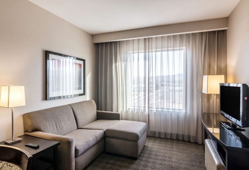 带2个卧室的套房, Embassy Suites Palmdale