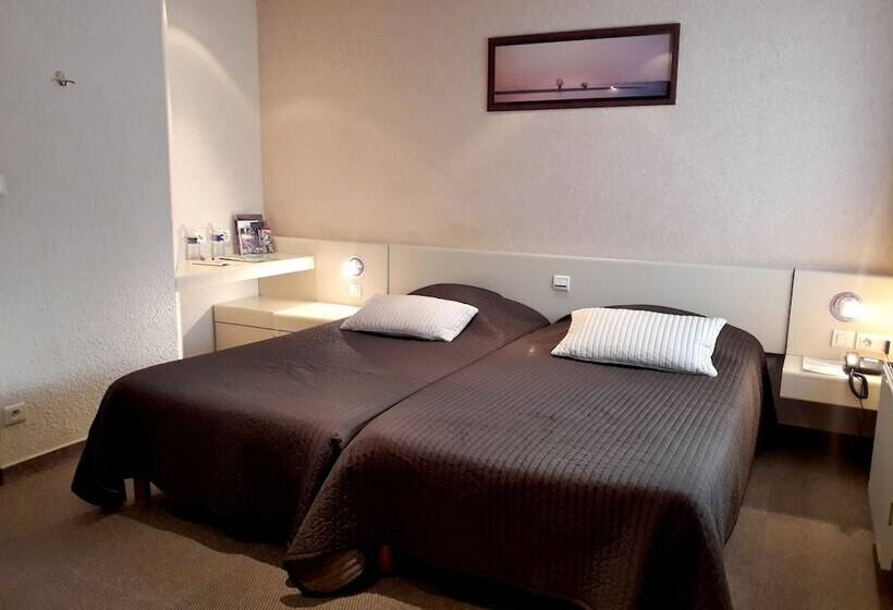 スタンダードルーム, Logis Hôtel & Restaurant Arcombelle