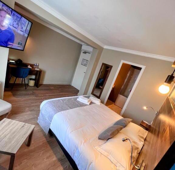Номер Стандарт, Logis Hôtel Spa La Poste