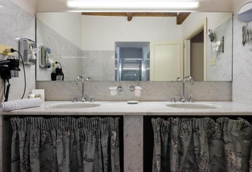 Апартаменты 2 Спальни, Villa Sermolli