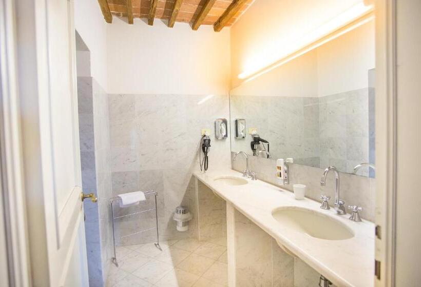 Апартаменты 2 Спальни, Villa Sermolli