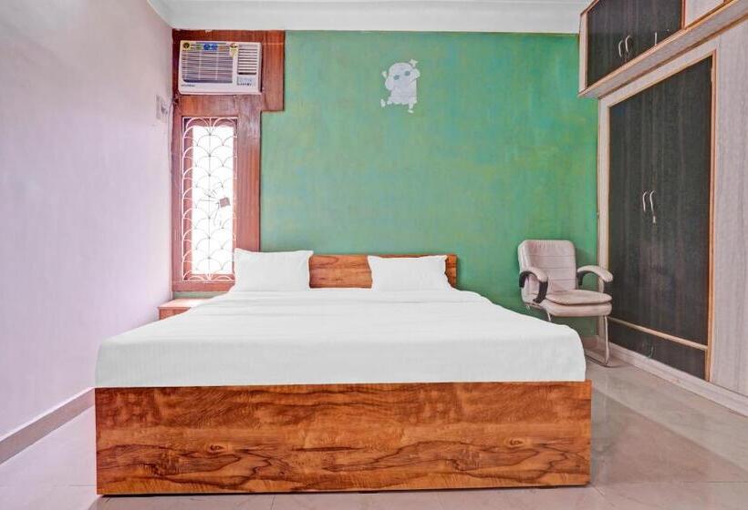 Трехместный Номер Классика, Collection O Hotel Dream Connect