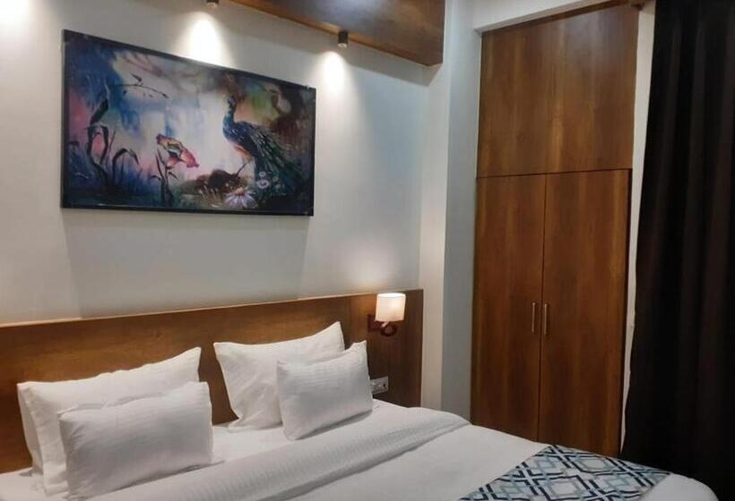 Номер Deluxe Одноместный, The Govindam Resort
