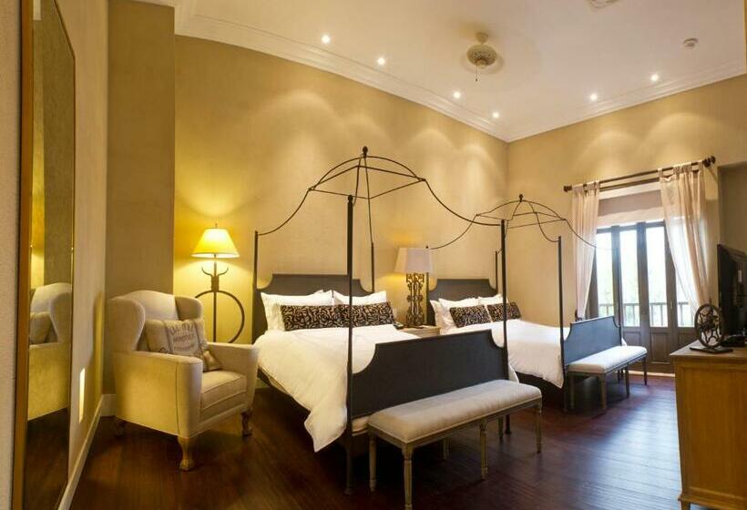 Номер Стандарт, Bastion Luxury