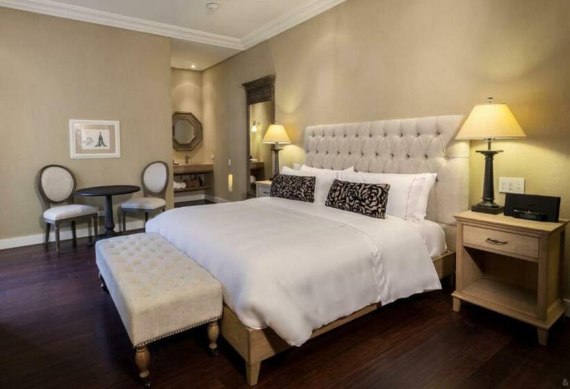 Номер Премиум, Bastion Luxury