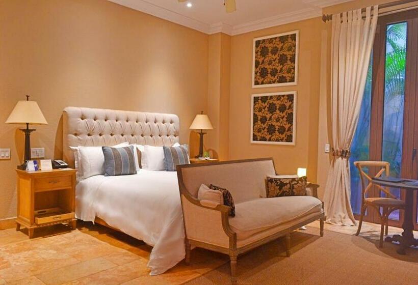 Номер Deluxe, Bastion Luxury