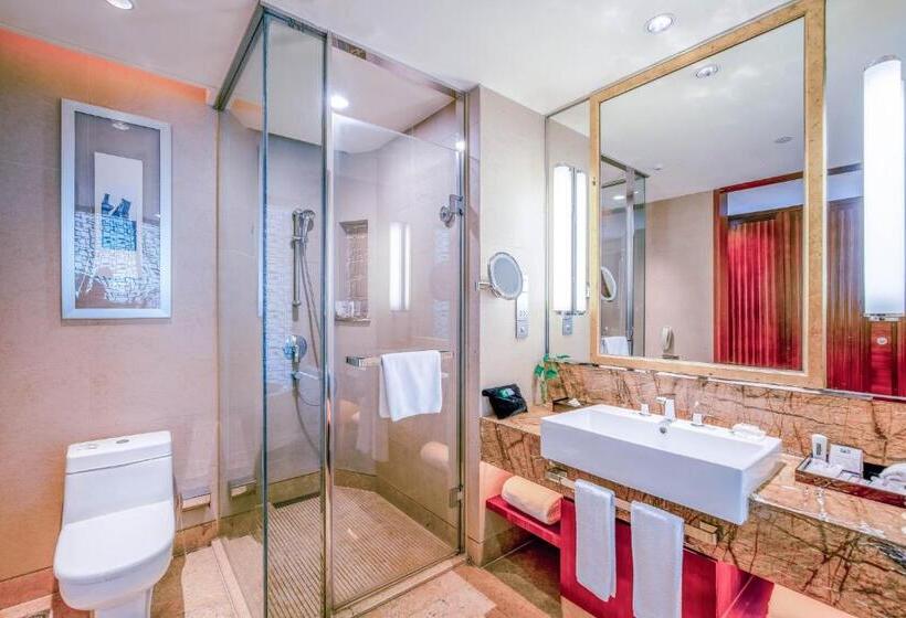 Номер Премиум, Holiday Inn Resort Chaohu Hot Spring, An Ihg
