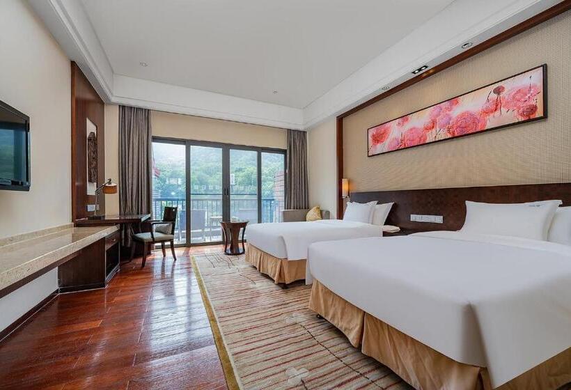 Quarto Premium Vista Montanha, Holiday Inn Resort Chaohu Hot Spring, An Ihg