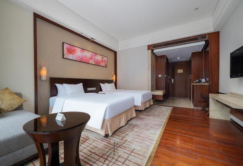 Premium room w/ mountain view, Holiday Inn Resort Chaohu Hot Spring, An Ihg