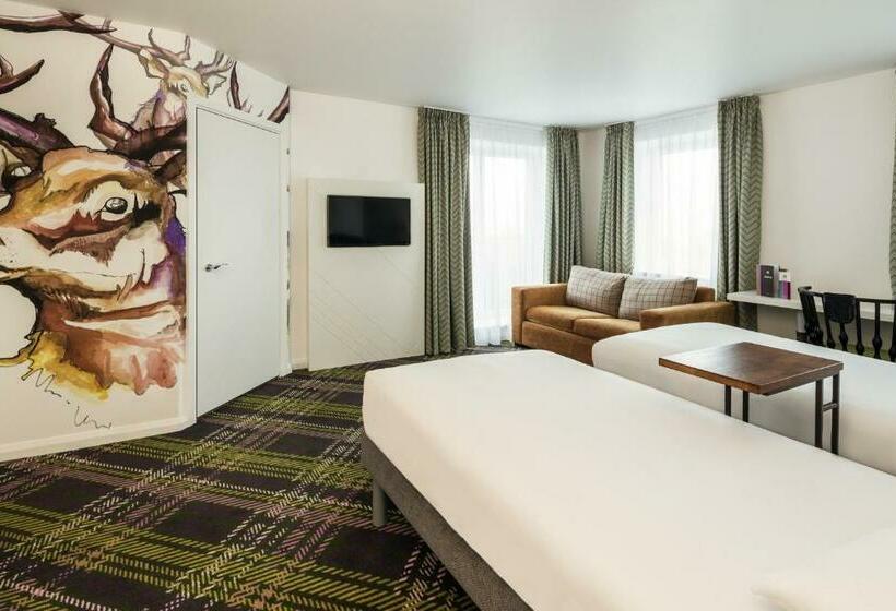 Номер Стандарт, Ibis Styles Edinburgh St Andrew Square