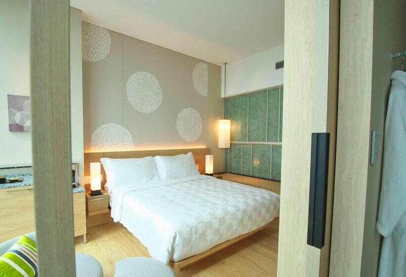 اتاق راحتی, Osaka Marriott Miyako