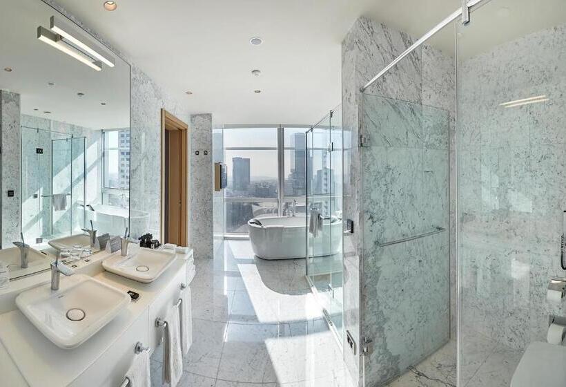 Люкс Кровать Кинг, Wyndham Grand Istanbul Levent Hotel & Conference Center