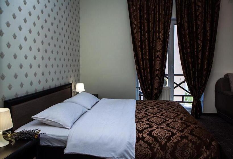 패밀리 룸, Mini Hotel Ryleev