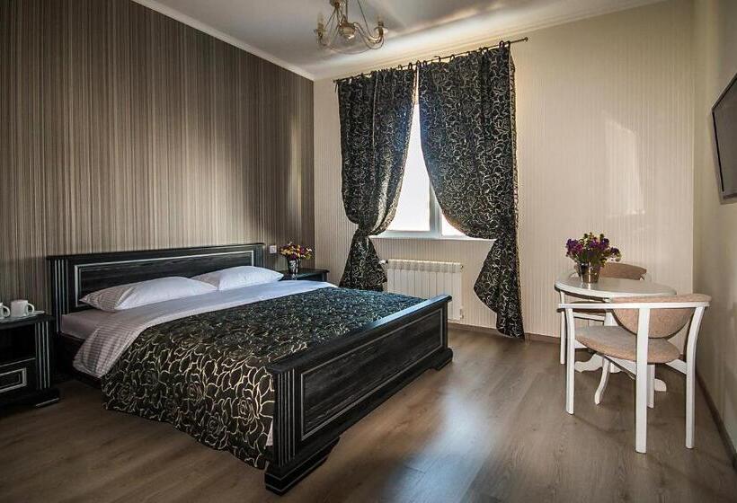 주니어 스위트, Mini Hotel Ryleev
