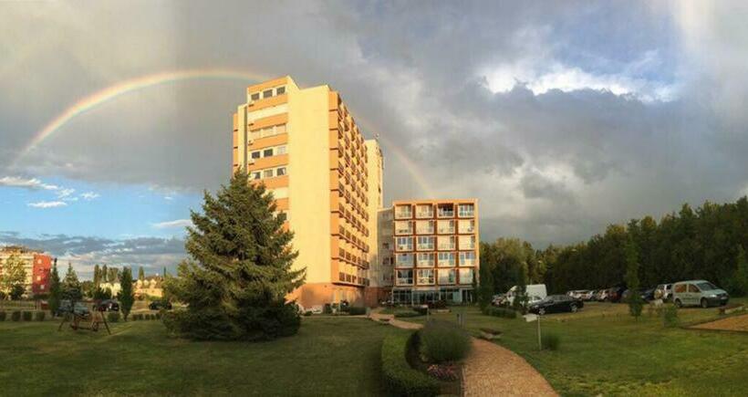 Студия Стандарт, Vízparti Sas Apartman Siófok