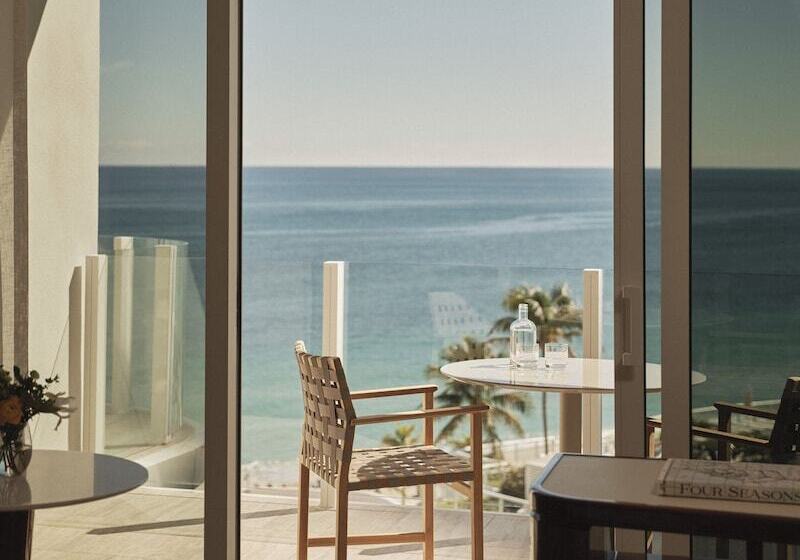 ２ダブルベッドのスタンダードルーム, Four Seasons Hotel And Residences Fort Lauderdale