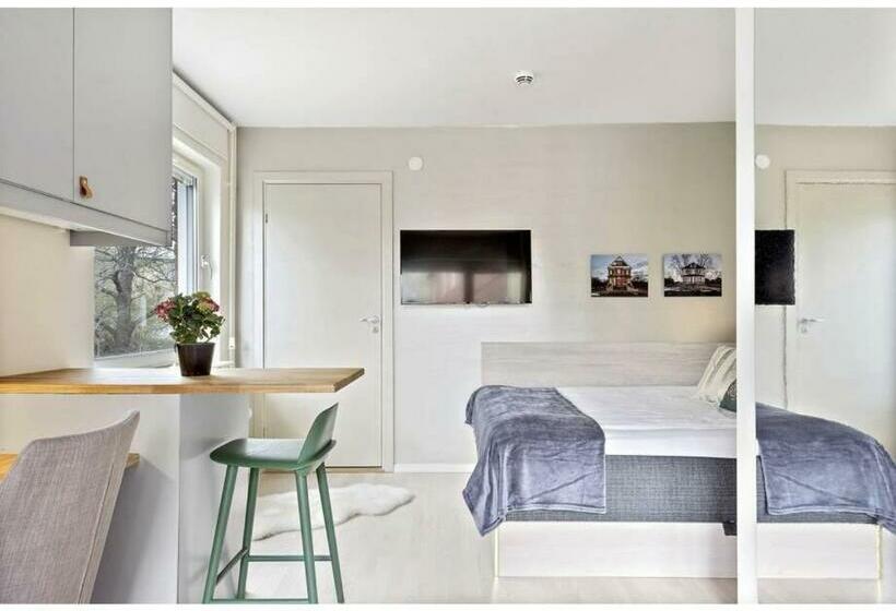 اتاق لوکس با بالکن, Avanti Apartment