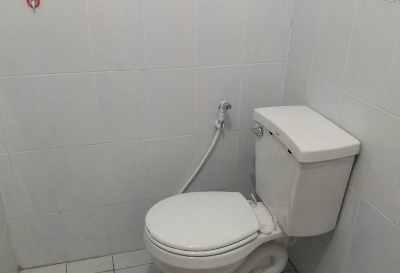 Номер Deluxe, Natcha Place Tu Rangsit