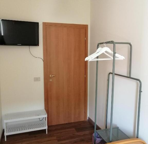 اتاق لوکس یک تخته, B&b Lamezia Nicogia
