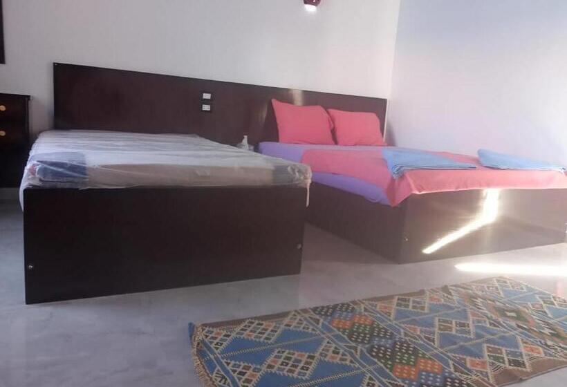 Triple Room Sea View, Kafana Guest House Nile View