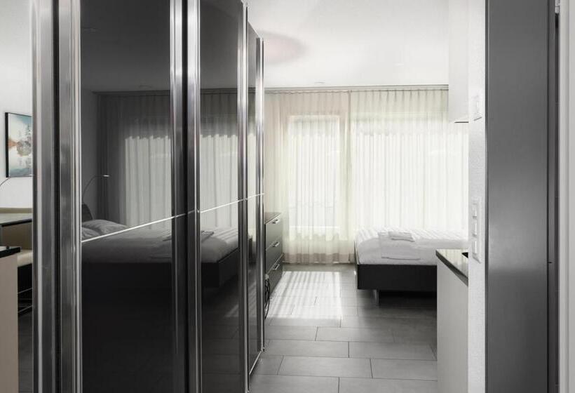 استودیوی لوکس, Studio Natascha Interlaken