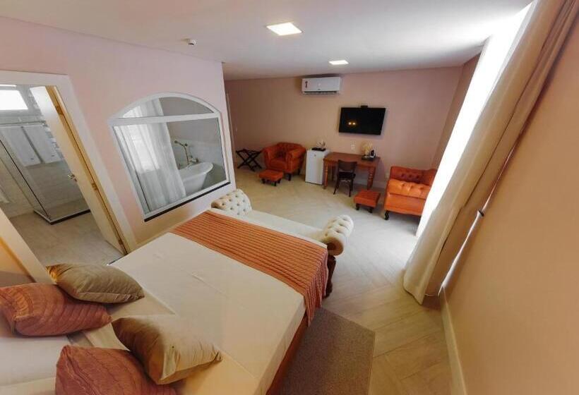Люкс Повышенной Комфортности, Vila Pugliesi Hotel Boutique