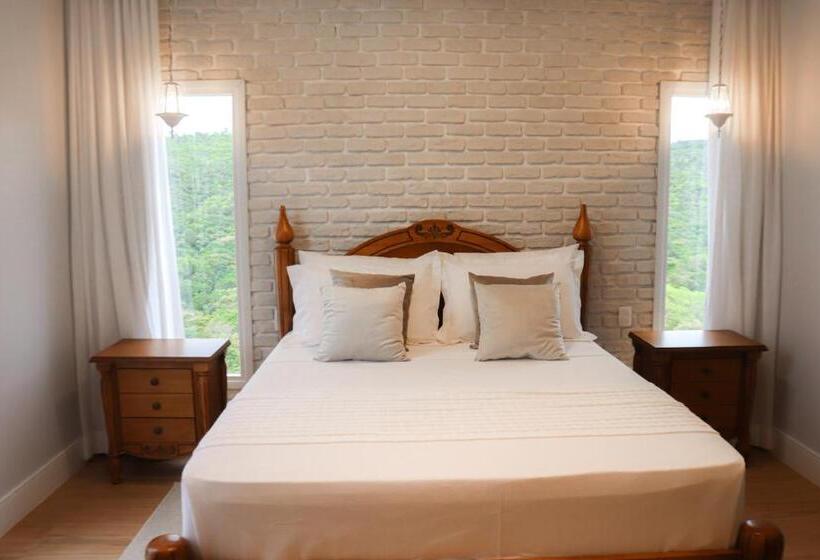 Люкс Повышенной Комфортности, Vila Pugliesi Hotel Boutique