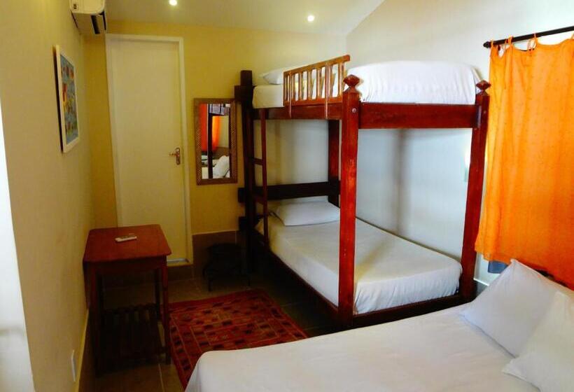 Четырехместный Номер Стандарт, Albergaria Hostel