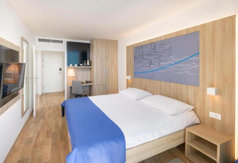 컴포트 룸, Medora Auri Family Beach Resort