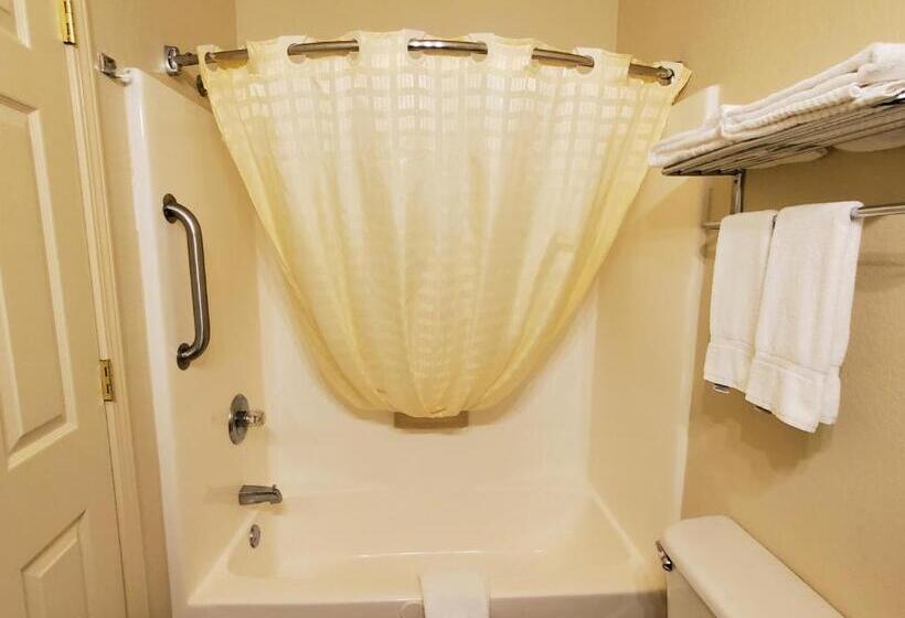 Полулюкс, Candlelight Inn & Suites Hwy 69 Near Mcalester