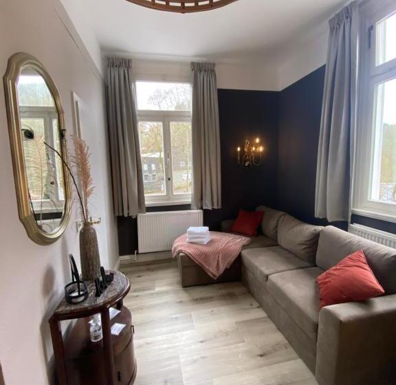 Семейный Номер, Villa Burgau B&b