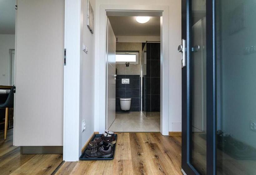 Апартаменты Deluxe 1 Спальня, Apartmány Nmnm Rezidence Nad Městem