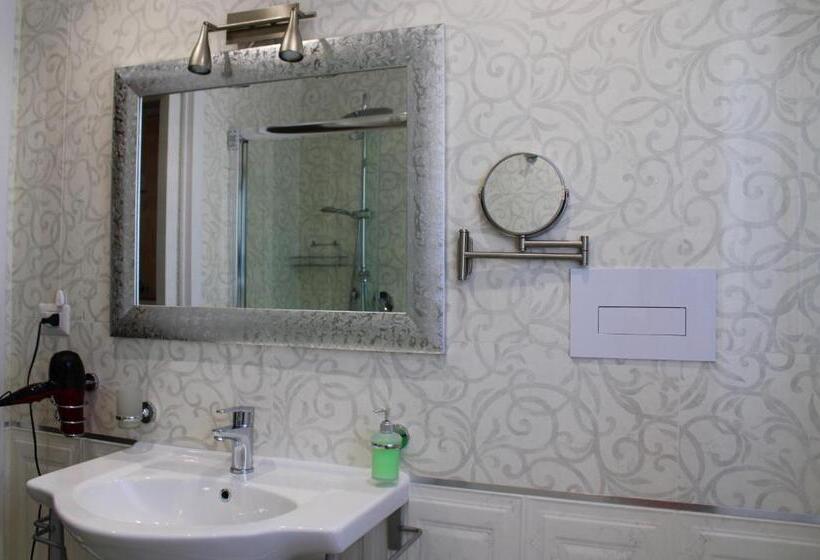 Студио Стандарт с Балконом, Medusa Residence B&b