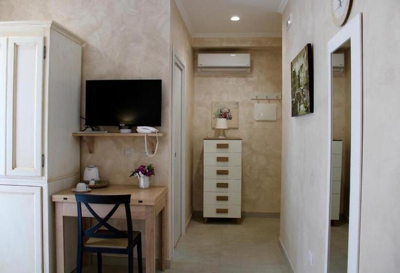 Студио Стандарт с Балконом, Medusa Residence B&b