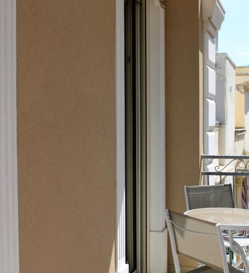 Четырехместный Номер Стандарт Вид на Море, Medusa Residence B&b