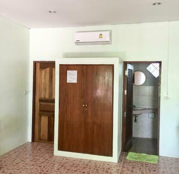 Номер Стандарт Трехместный, P Un House