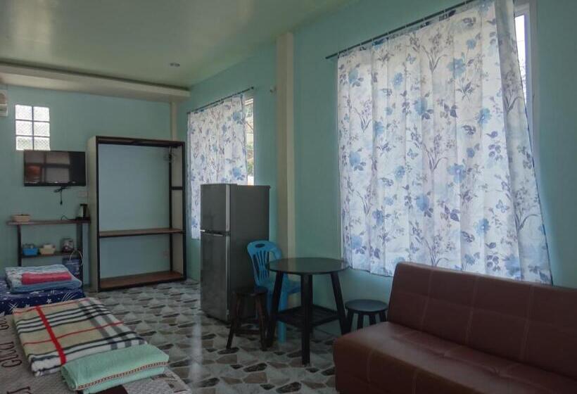 Номер Стандарт Трехместный, P Un House