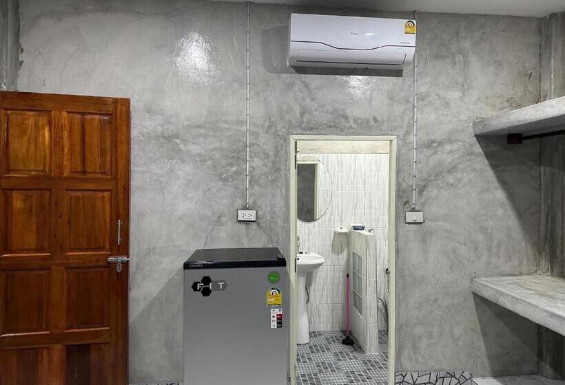 Студия Стандарт, P Un House