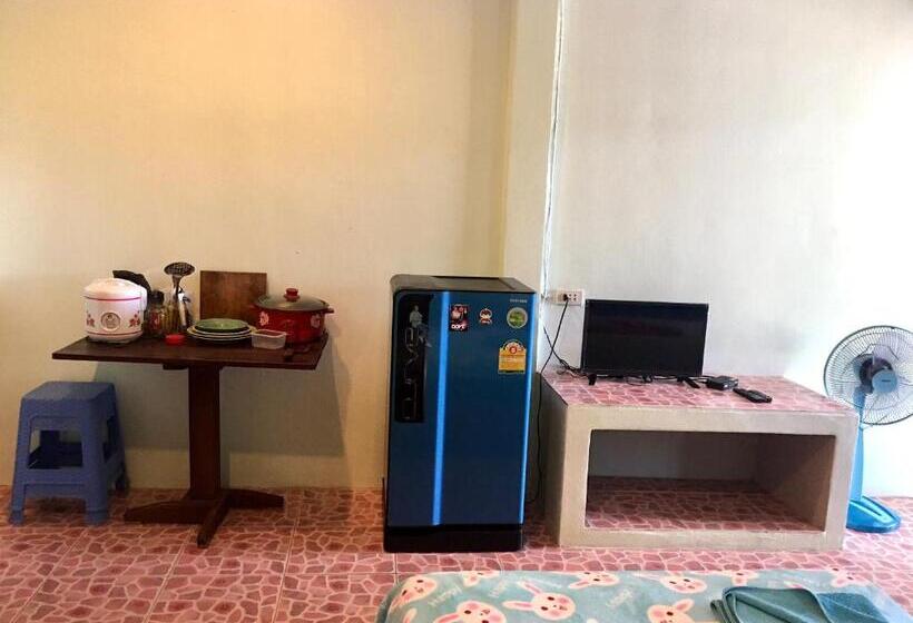 Номер Стандарт Трехместный, P Un House