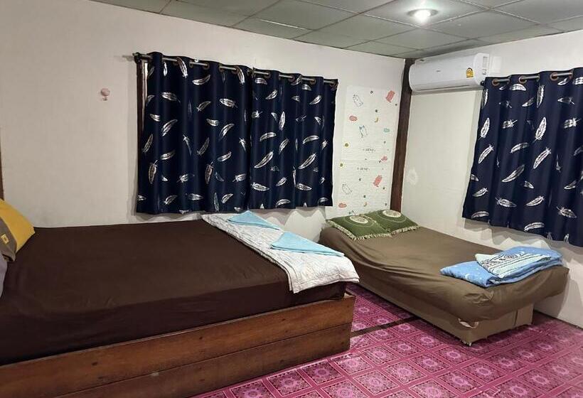 Четырехместный Номер Стандарт, P Un House