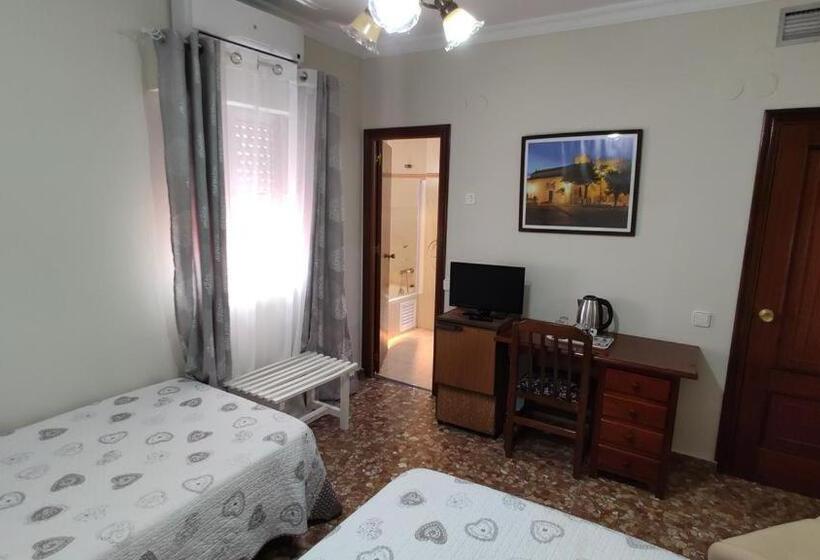 Трехместный Номер Комфорт, H Los Molinos At