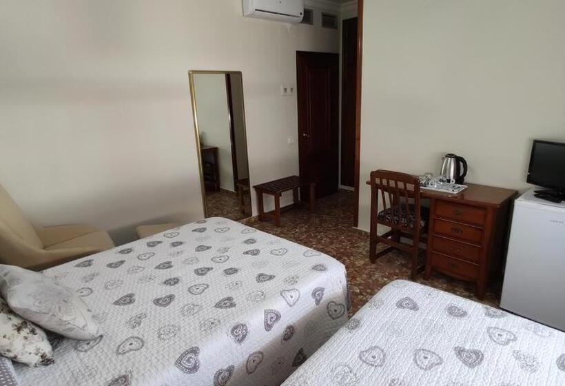 Трехместный Номер Комфорт, H Los Molinos At