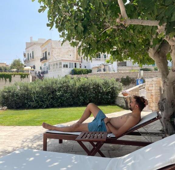 آپارتمان 1 خوابه با تراس, Lamanna Summer House