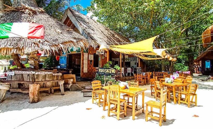 Семейный Номер Боковой Вид на Море, Forra Pattaya Beach Front Bungalow