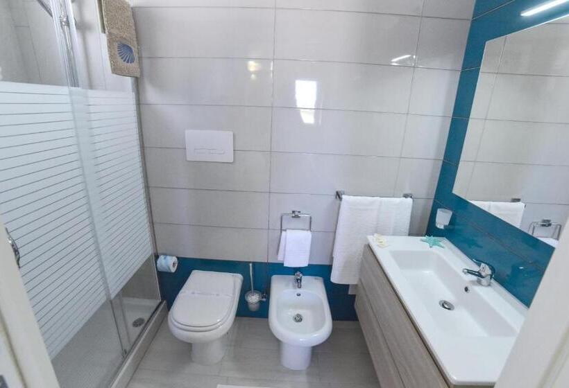 اتاق استاندارد چهار تخته, B&b Stella Salento Karin