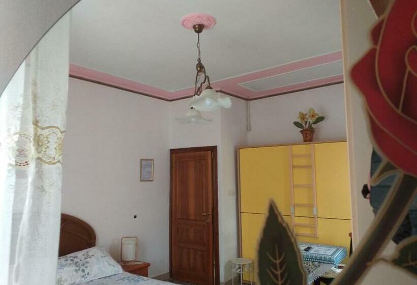 Номер Стандарт, Bed & Breakfast La Rosa Rossa