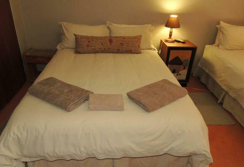 Семейный Номер, The Big Tree Guest House